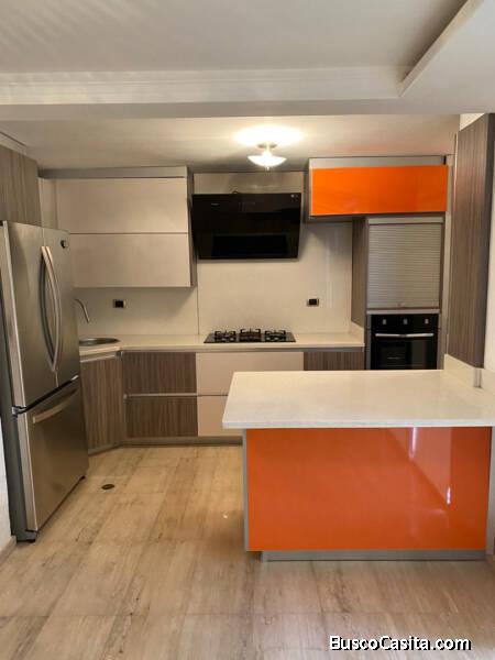 EN VENTA TOWNHOUSE EN VILLAS CAMORUCO. Código 457521