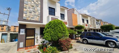 VENTA DE TOWNHOUSE EN TAZAJAL NAGUANAGUA. Código 139954