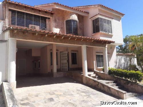HERMOSA QUINTA EN VENTA. ALTOS DE PREBO. Código 138969