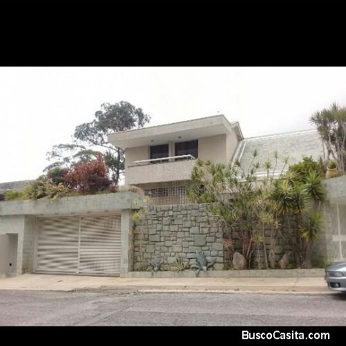 En Venta Casa en Urb. Los Naranjos del Cafetal. 618 M2