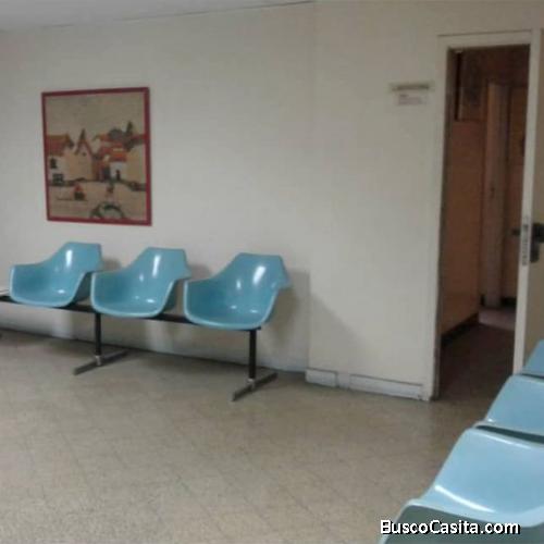 Consultorio en venta - Quebrada Honda