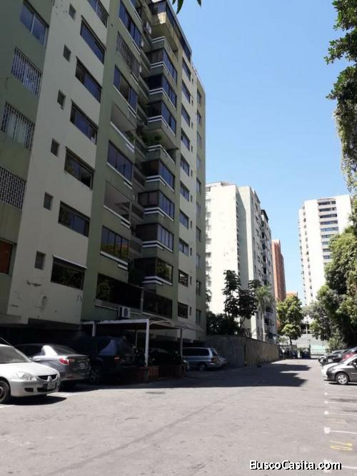 SKY GROUP FOCUS VENDE APARTAMENTO EN CAMPO ALEGRE FOA-2227