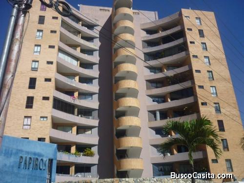 En Venta apartamento en Mañongo. Código 145378