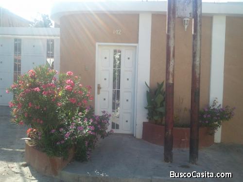 CASA MARACAY TURMERO 2NIVELES URB PRIVADA