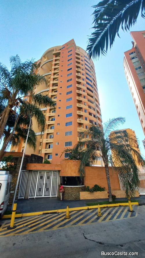 Se Vende Apartamento en Valle Blanco impecable con pozo y planta. Cód. 145718