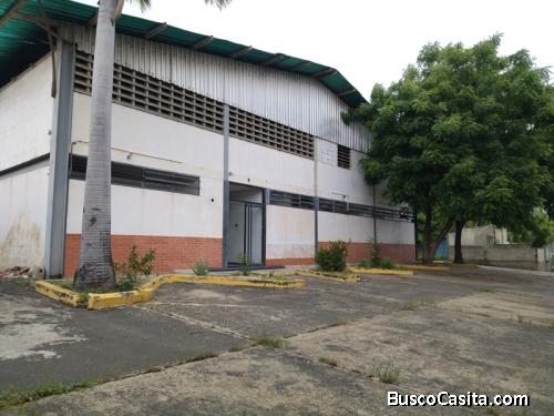 Emerson VENDE Galpón Industrial Puerto Cabello Sector Santa Rosa