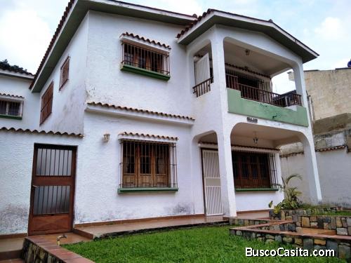 EMERSON Vende Casa Quinta Urb. La Trigaleña Valencia