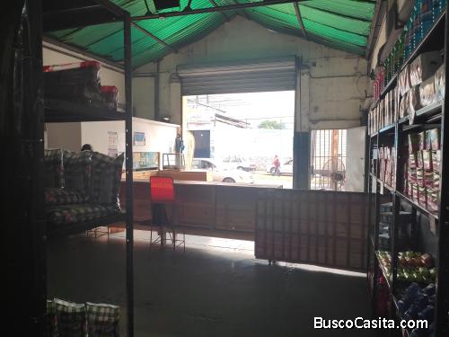 EMERSON Vende Galpón Industrial Av. Michelena de Valencia