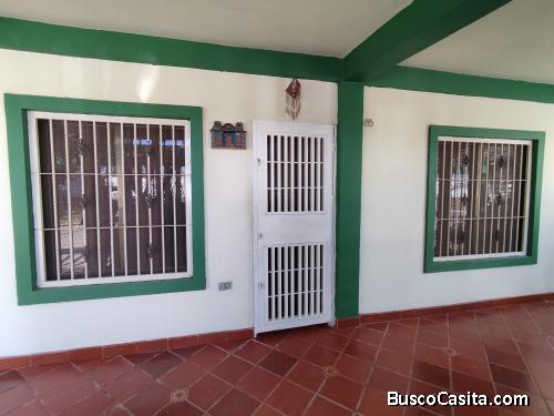 Red Inmobiliaria de Venezuela ofrece en venta casa de 364 mt2 con un área de Construcción      198 m