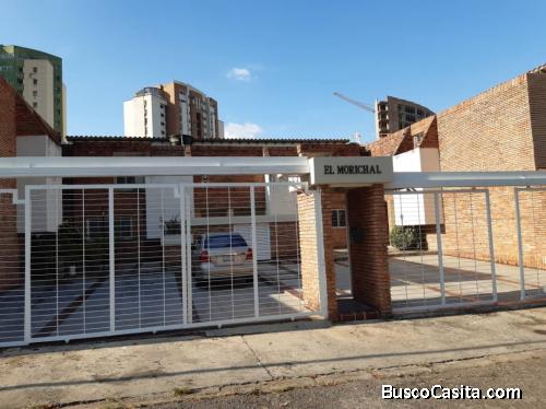 EMERSON Vende Townhouse Urb. El Bosque Valencia