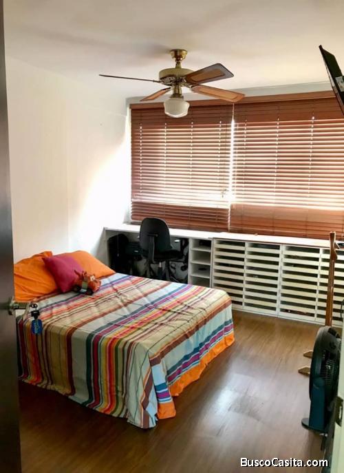 Venta de apto en la Guaira 