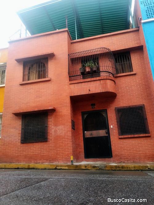 Se Vende Casa en La Candelaria  - Caracas
