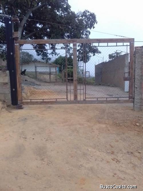 Se vende Casa en el K19 del junquito, el Junko sector el topito