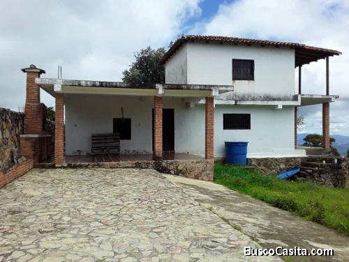 Casa a estrenar en cubiro