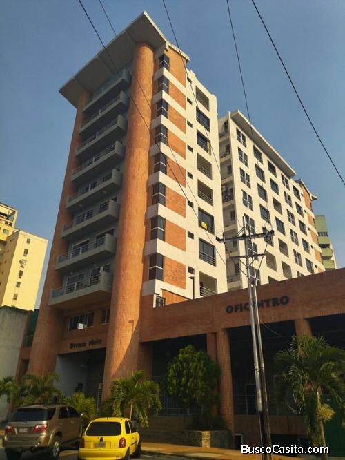 GG Vende Local en Urb. Agua Blanca. 