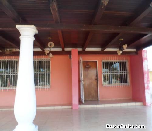 Casa en Venta en la Urbanización Los Pomelos