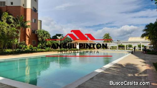 APARTAMENTO VENTA AV EL MILAGRO MARACAIBO API 3086