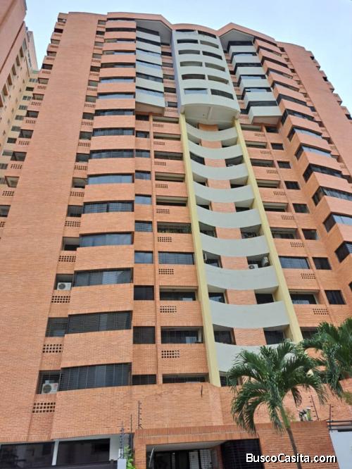 Apartamento en Alquiler Monte Ararat Residencias Suites Urb LA TRIGALEÑA