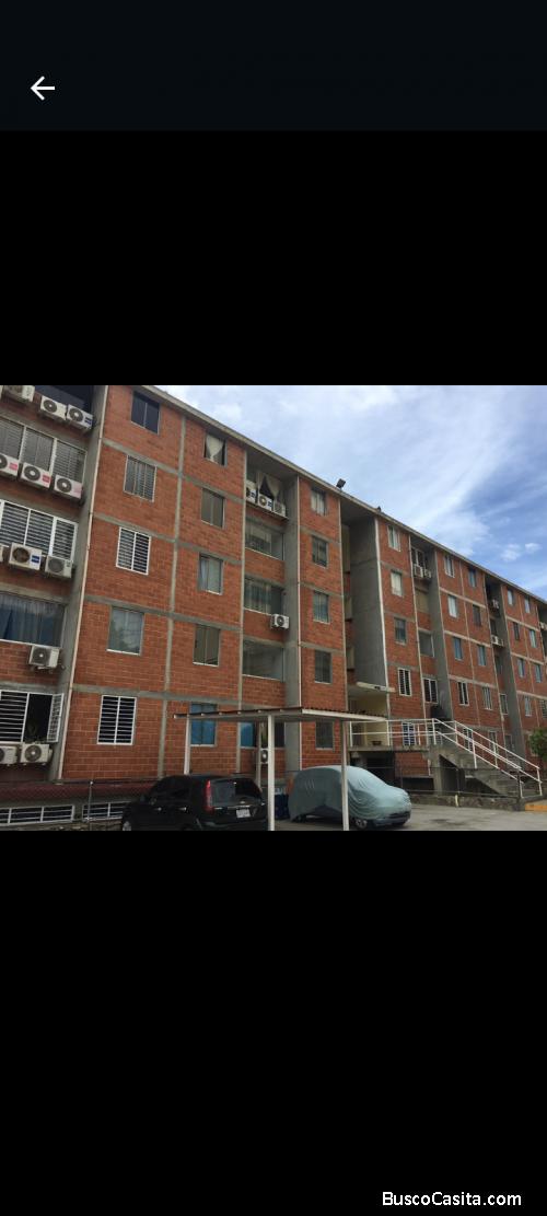  Venta apartamento remodelado ubicado avda principal de macuto, estado vargas