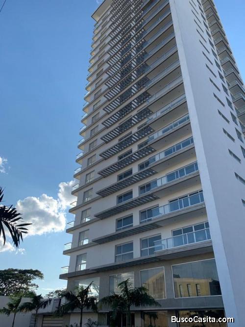 Se Vende  Apartamento para estrenar al Este de la ciudad. Remodelado.  Pedregal