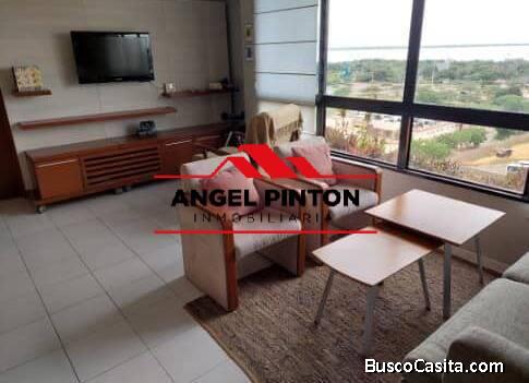 APARTAMENTO EN ALQUILER AV EL MILAGRO MARACAIBO API 3134