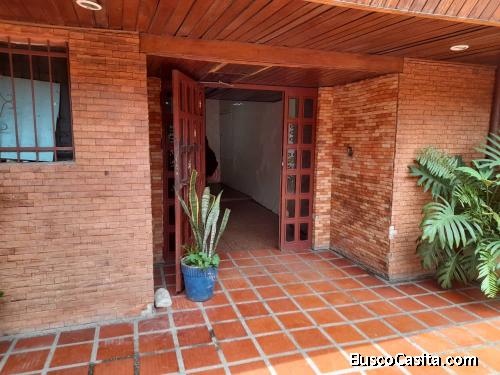 Michelle vende Apto. En Naguanagua Resd el Mirador CRMV