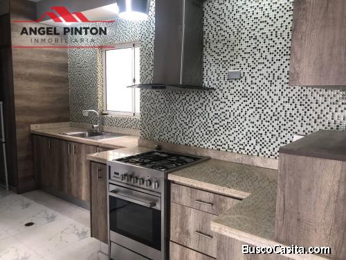 APARTAMENTO EN ALQUILER EN AV EL MILAGRO MARACAIBO API 3190