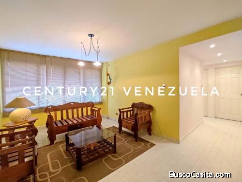 Confortablemente Hermoso y de Estilo Moderno Apartamento en  Resid El Parque! 