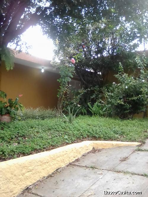 casa 1 planta 6hab urb Alto Chama