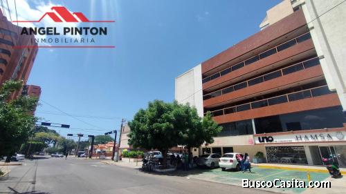 OFICINA EN ALQUILER CALLE 72 MARACAIBO API 3231