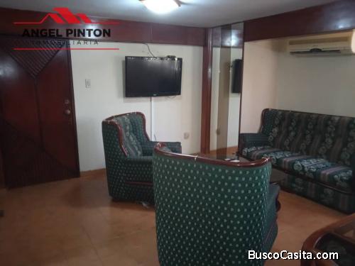 APARTAMENTO ALQUILER AV. GOAJIRA MARACAIBO API 3241