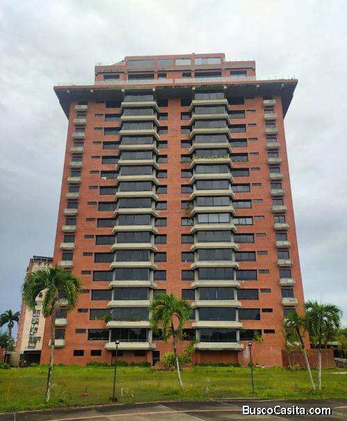 Venta de amplio apartamento en Residencias Loefling. Av Loefling, Puerto ordaz