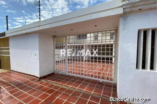 Casa Venta Maracaibo Urb. Lago Mar Beach 850