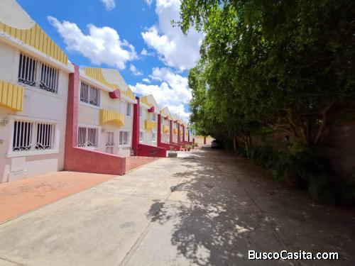 Townhouse Venta Maracaibo Villa La Mariera 872