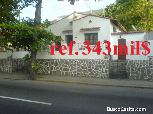 Vendo quinta comercial en frente del estadio de los Tiburones de la Guaira