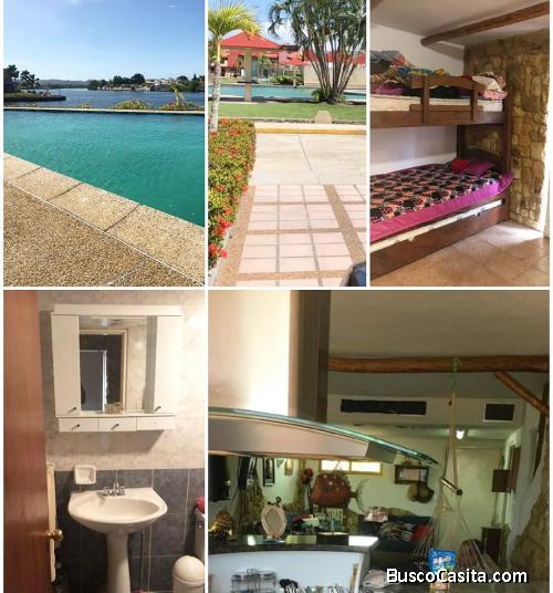 Venta de TH en higuerote puerto encantado