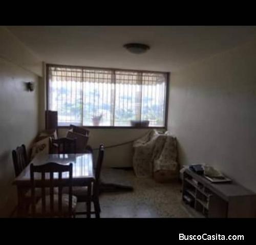apartamento de 42,5 mts2 en el centro de caracas, cuenta con cocinaempotrada excelente ubicación