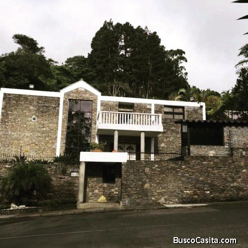 Casa en venta en el Portal de La Lagunita