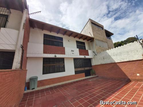 AS Se vende casa La Trinidad MLS 22-10719  0412 2003199    04241181339