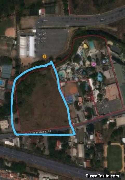 EN VENTA TERRENO EN MAÑONGO