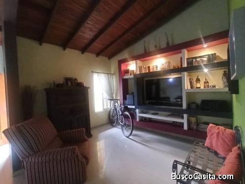 Casa en Valle de Oro en Venta Trato Directo con Propietario San Diego SD-777