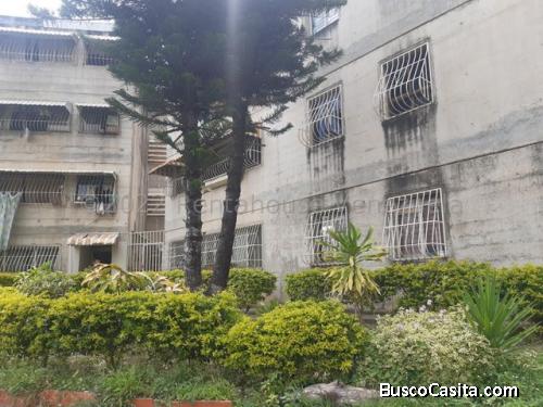 Se Vende Apartamento Las Mercedes (La Victoria)  MLS #23-8591