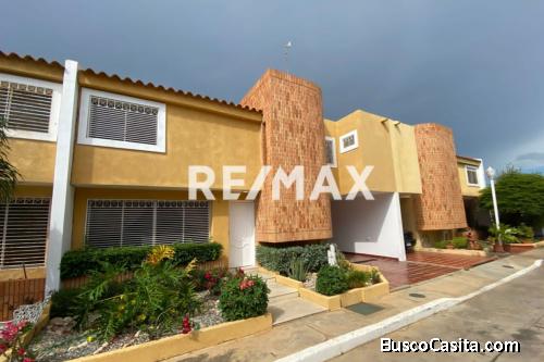 Townhouse Villa Rincón del Mangle en Maracaibo 