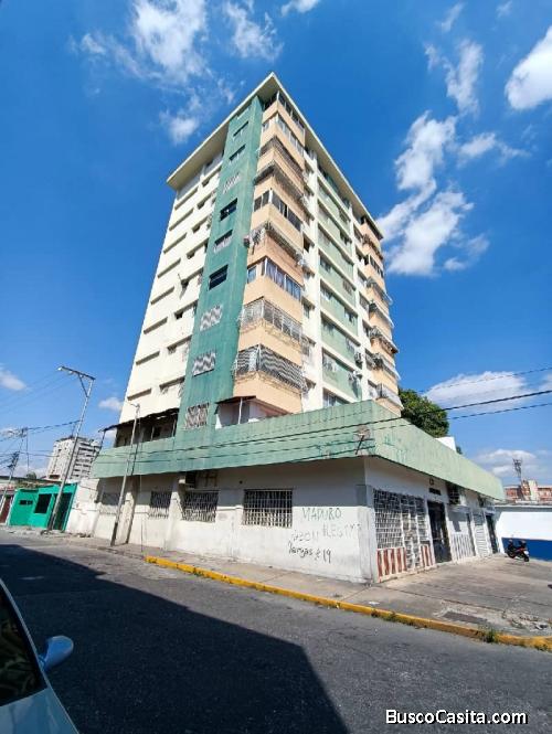 Se Vende Apartamento con excelente ubicación en el centro de la ciudad de Barquisimeto.