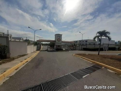 Town House en venta urbanizacion tarabana plaza