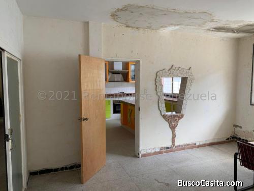 As Se casa en Prados del Este  MLS 23-1172  0412 2003199    04241181339