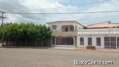 Casa comercial en Venta - AV 5 DEL 18 DE OCTUBRE 
