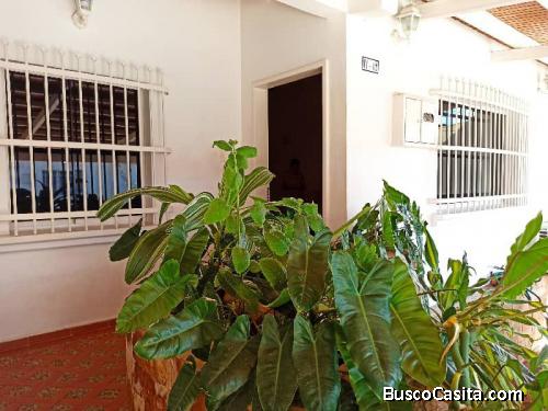 Saidsa Viccionacce Vende Hermosa casa moderna de dos niveles, Urbanización privada Los Bucares