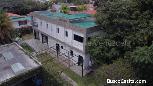 As Se vende Casa en Los Palos Grandes MLS 23-9309  0412 2003199    04241181339