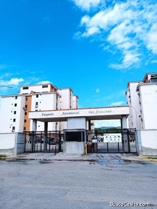 Bello y cómodo apartamento amoblado excelente áreas sociales